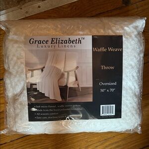 Luxury Linens White Waffle Weave Throw